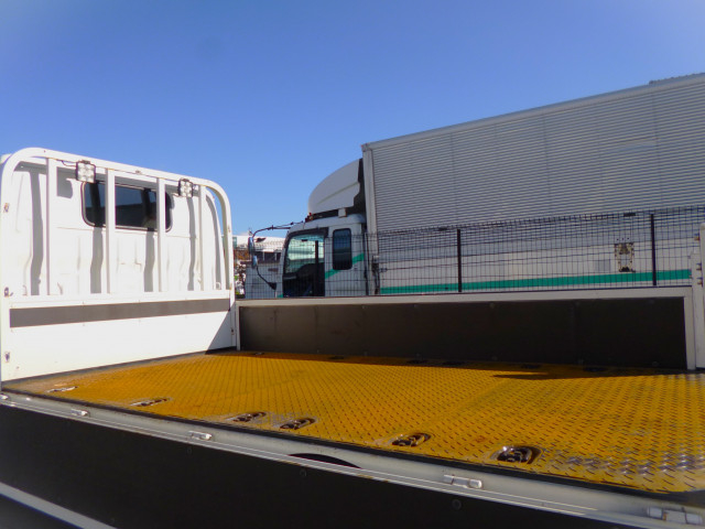 日野 デュトロ 小型 平ボディ 2DG-GDY231M(96616) 14枚目