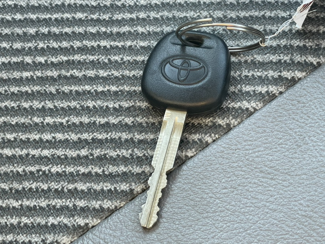 トヨタ タウンエース 小型 平ボディ 5BF-S413U(96614) 28枚目