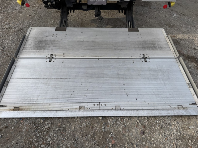 日野 レンジャー 中型 アルミウィング 2PG-FD2ABA(96619) 10枚目