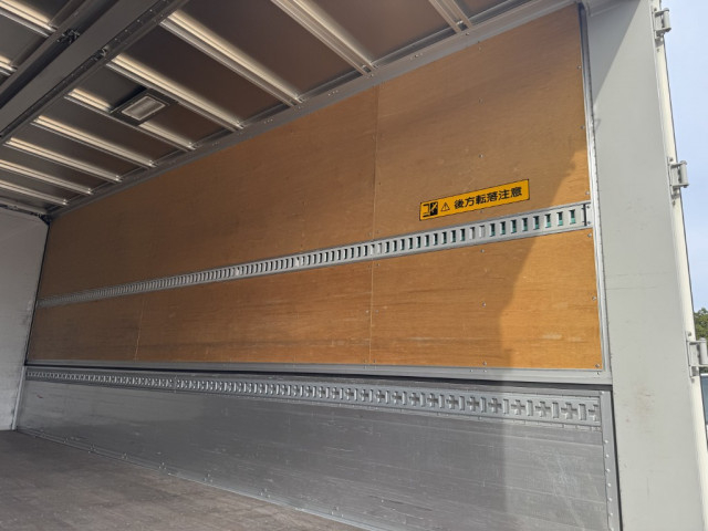 日野 レンジャー 中型 アルミウィング 2PG-FD2ABA(96619) 13枚目