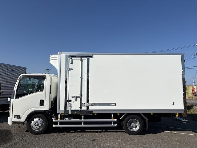 いすゞ エルフ 小型 冷凍冷蔵バン 2RG-NPR88AN(96620) 5枚目