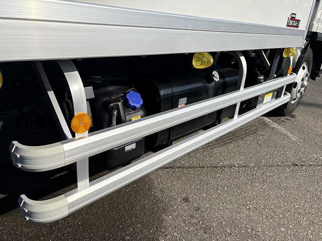 いすゞ エルフ 小型 冷凍冷蔵バン 2RG-NPR88AN(96620) 17枚目