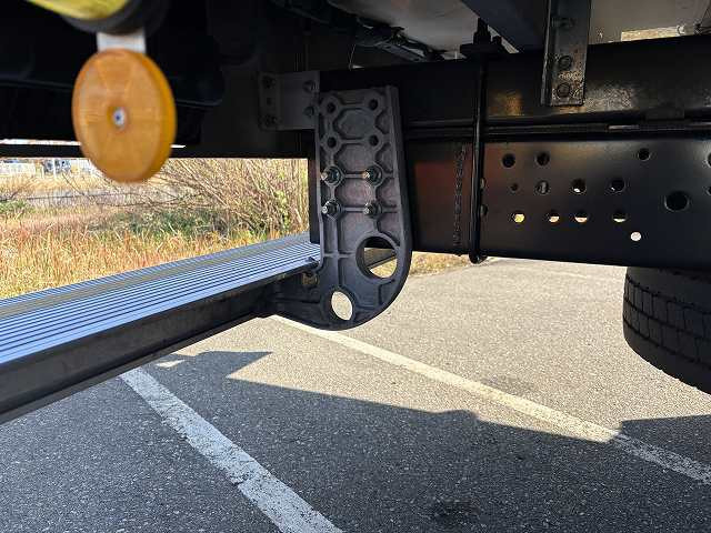 いすゞ エルフ 小型 冷凍冷蔵バン 2RG-NPR88AN(96620) 21枚目