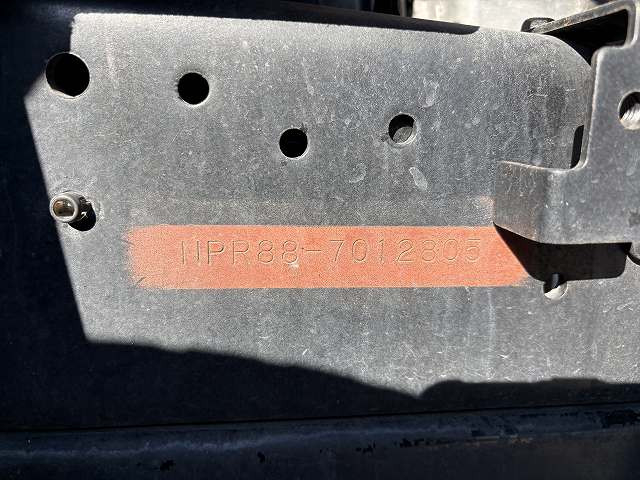 いすゞ エルフ 小型 冷凍冷蔵バン 2RG-NPR88AN(96620) 32枚目