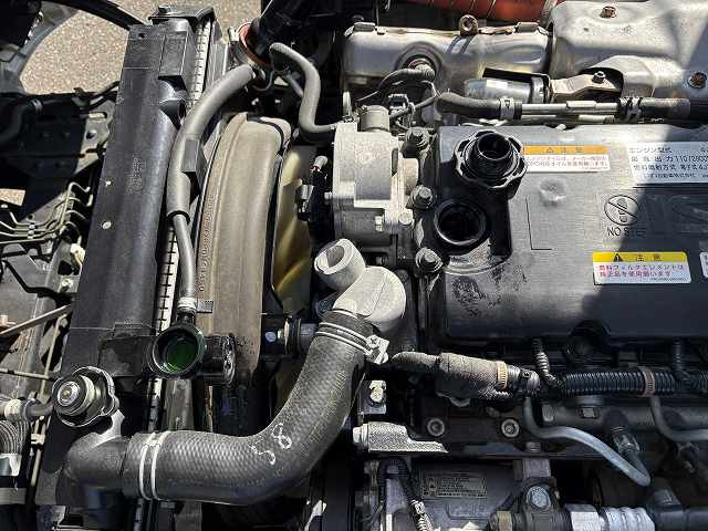 いすゞ エルフ 小型 冷凍冷蔵バン 2RG-NPR88AN(96620) 35枚目