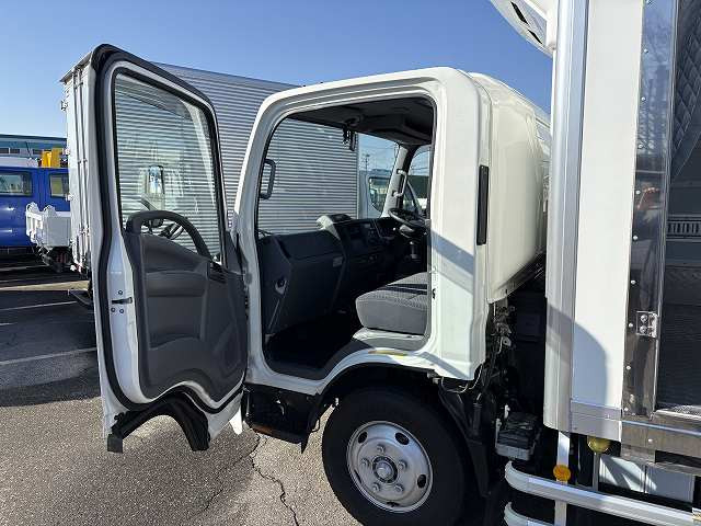 いすゞ エルフ 小型 冷凍冷蔵バン 2RG-NPR88AN(96620) 49枚目