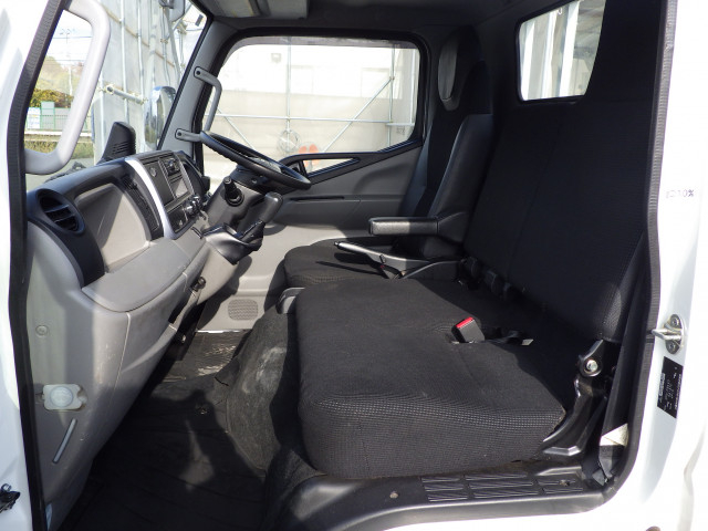 三菱ふそう キャンター 小型 平ボディ 2PG-FBAV0(96623) 8枚目