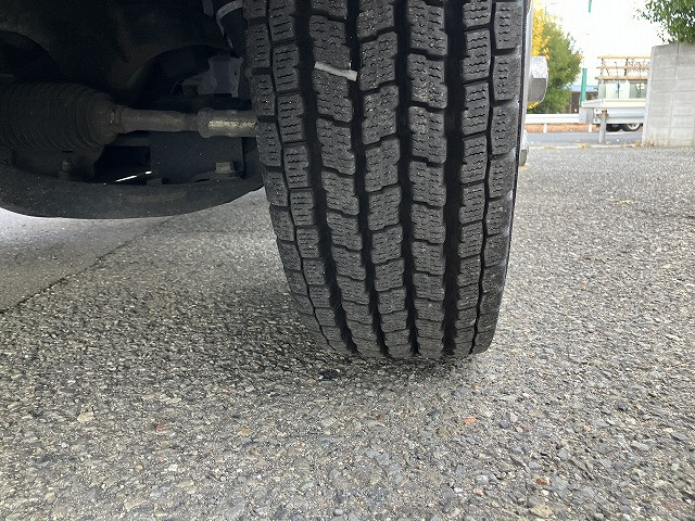 いすゞ エルフ 小型 平ボディ 2RG-NHR88A(96625) 27枚目