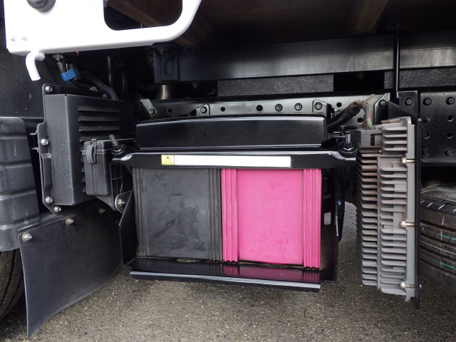 三菱ふそう キャンター 小型 平ボディ 2PG-FBAV0(96623) 39枚目