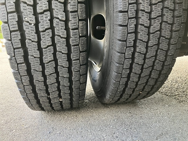 いすゞ エルフ 小型 平ボディ 2RG-NHR88A(96625) 31枚目