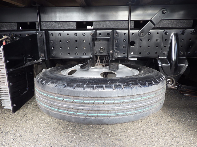 三菱ふそう キャンター 小型 平ボディ 2PG-FBAV0(96623) 40枚目