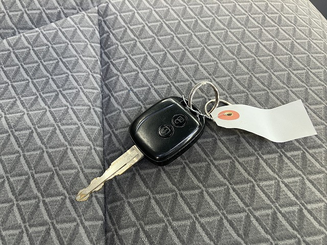 いすゞ エルフ 小型 平ボディ 2RG-NHR88A(96625) 49枚目