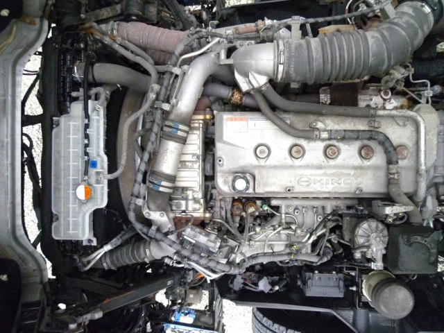 日野 プロフィア 大型 冷凍冷蔵バン 2DG-FW1AHJ(96626) 27枚目