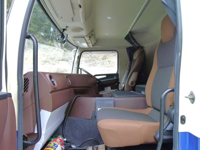 日野 プロフィア 大型 冷凍冷蔵バン 2DG-FW1AHJ(96626) 35枚目