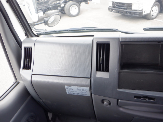 いすゞ エルフ 小型 Wキャブ 2RG-NHR88A(96627) 33枚目