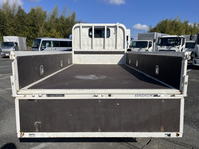 トヨタ トヨエース 小型 平ボディ 2RG-XZC605(96629) 5枚目