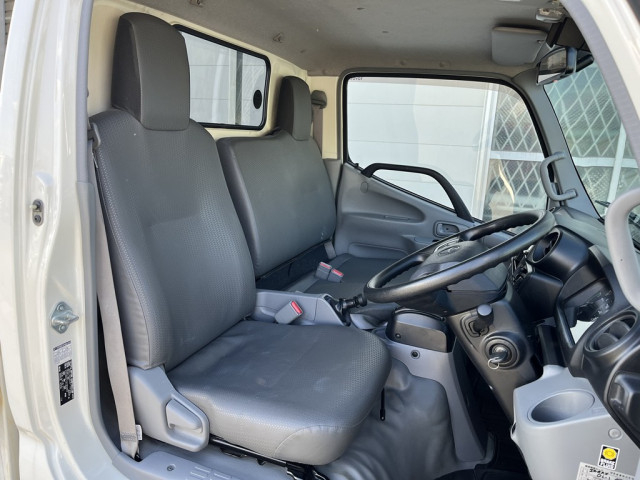 トヨタ トヨエース 小型 平ボディ 2RG-XZC605(96629) 12枚目