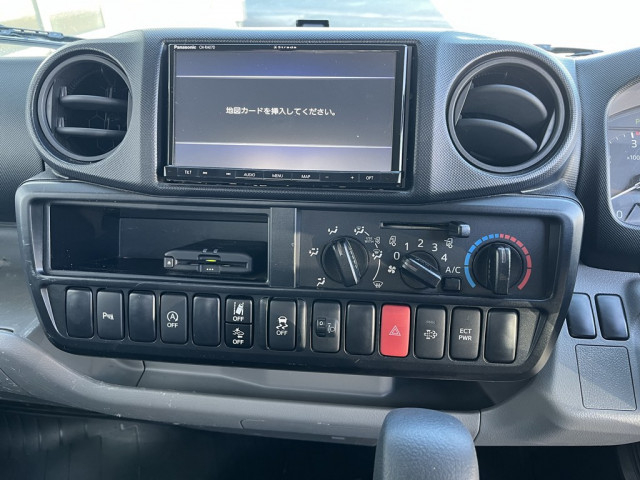 トヨタ トヨエース 小型 平ボディ 2RG-XZC605(96629) 13枚目