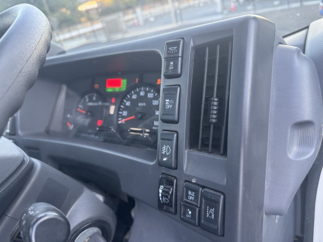 いすゞ エルフ 小型 クレーン付き 2RG-NPR88AR(96628) 31枚目