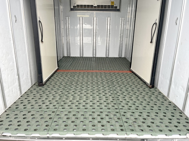 日野 デュトロ 小型 冷凍冷蔵バン 2RG-XZC605M(96631) 14枚目