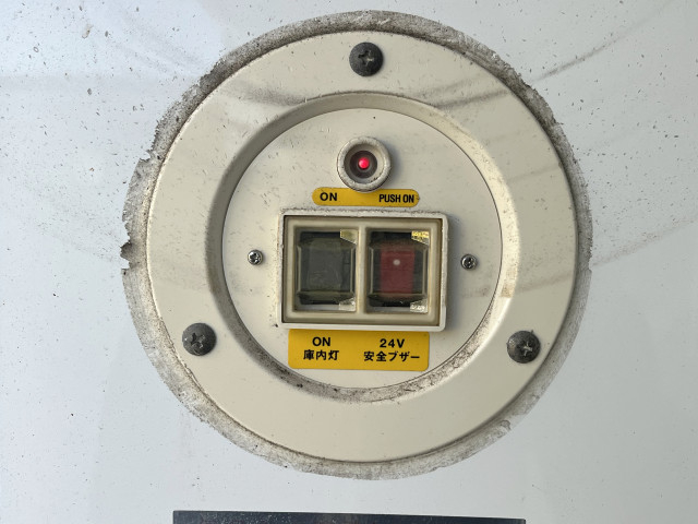 日野 デュトロ 小型 冷凍冷蔵バン 2RG-XZC605M(96631) 17枚目