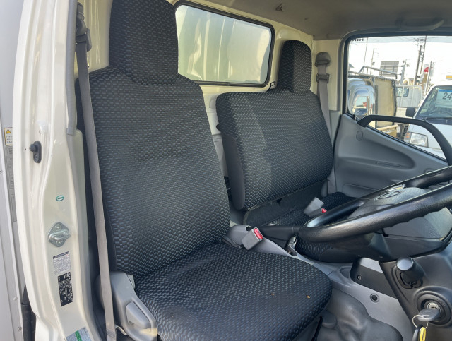 日野 デュトロ 小型 冷凍冷蔵バン 2RG-XZC605M(96631) 20枚目