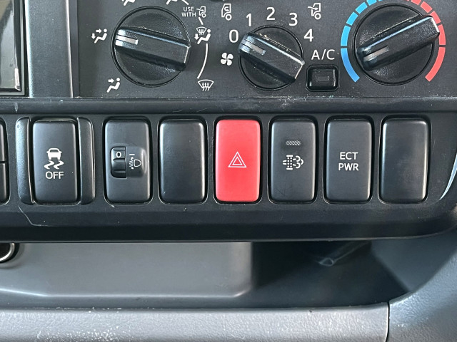 日野 デュトロ 小型 冷凍冷蔵バン 2RG-XZC605M(96631) 28枚目