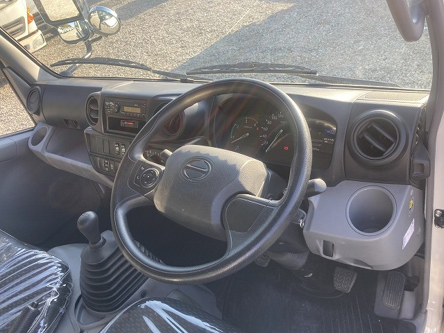 日野 デュトロ 小型 Wキャブ 2RG-XZU605M(96635) 26枚目