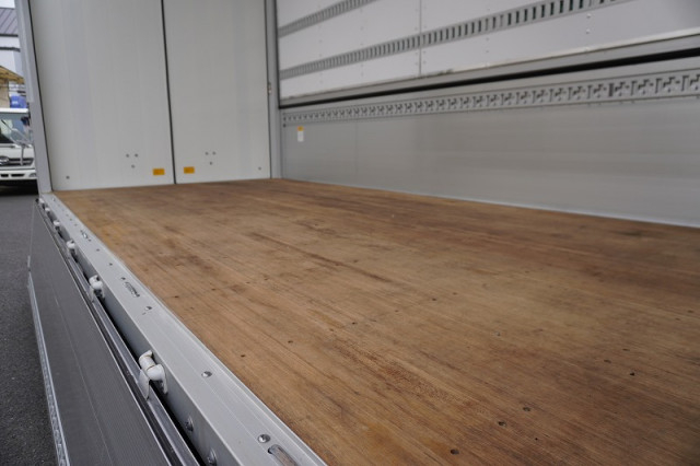 三菱ふそう キャンター 小型 アルミウィング 2RG-FEB50(96636) 15枚目