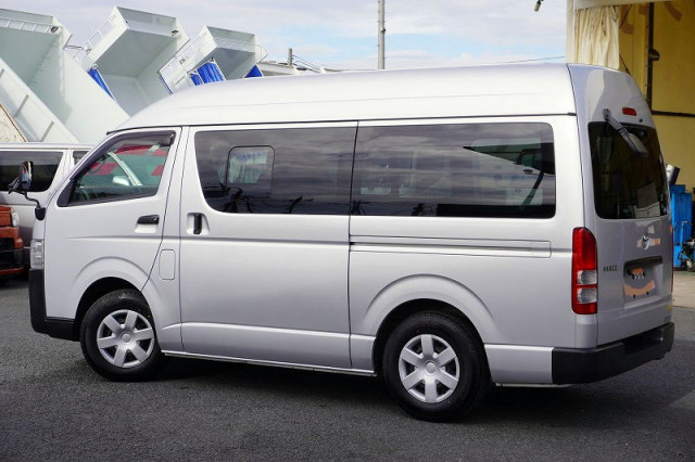 トヨタ ハイエース 小型 ライトバン CBF-TRH200K(96637) 7枚目