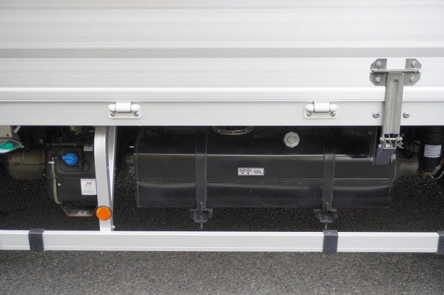 三菱ふそう キャンター 小型 アルミウィング 2RG-FEB50(96636) 28枚目