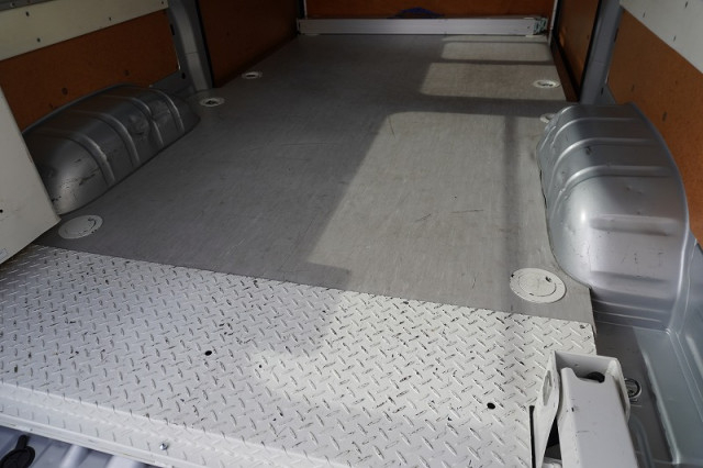 トヨタ ハイエース 小型 ライトバン CBF-TRH200K(96637) 18枚目