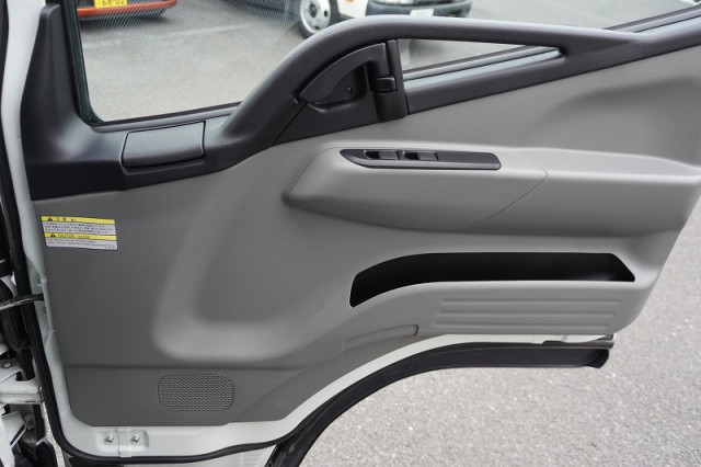 三菱ふそう キャンター 小型 アルミウィング 2RG-FEB50(96636) 35枚目