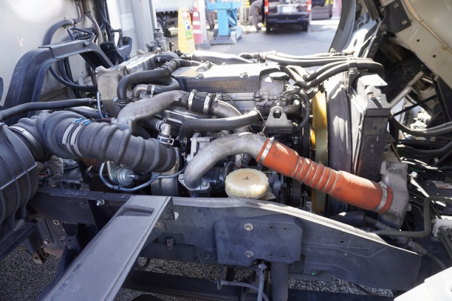 いすゞ フォワード 中型 アルミウィング TKG-FRR90T2(96640) 16枚目