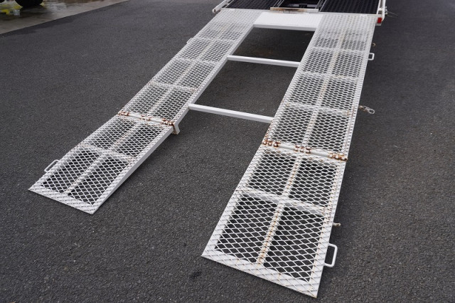 いすゞ エルフ 小型 車載専用車 SKG-NPR85YN(96641) 19枚目