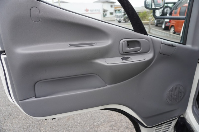 トヨタ ダイナ 小型 アルミバン TKG-XZU605(96644) 38枚目