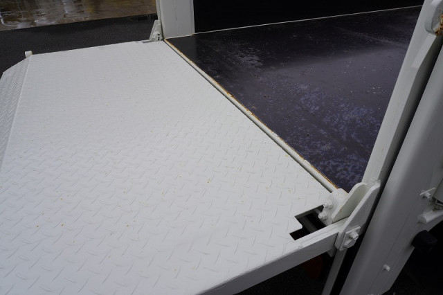 トヨタ ダイナ 小型 平ボディ TKG-XZU605(96647) 25枚目