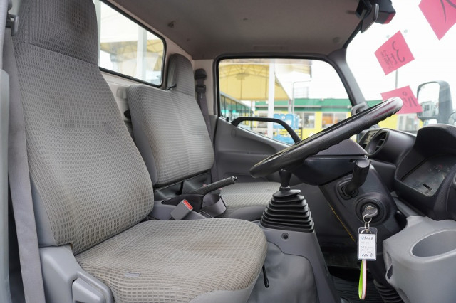 トヨタ ダイナ 小型 平ボディ TKG-XZU605(96647) 34枚目