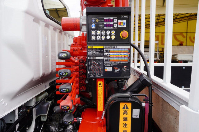 三菱ふそう キャンター 小型 クレーン付き 2PG-FEB80(96657) 29枚目