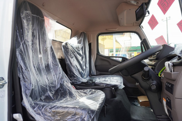 三菱ふそう キャンター 小型 クレーン付き 2PG-FEB80(96656) 37枚目