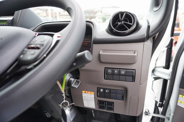 三菱ふそう キャンター 小型 クレーン付き 2PG-FEB80(96657) 35枚目