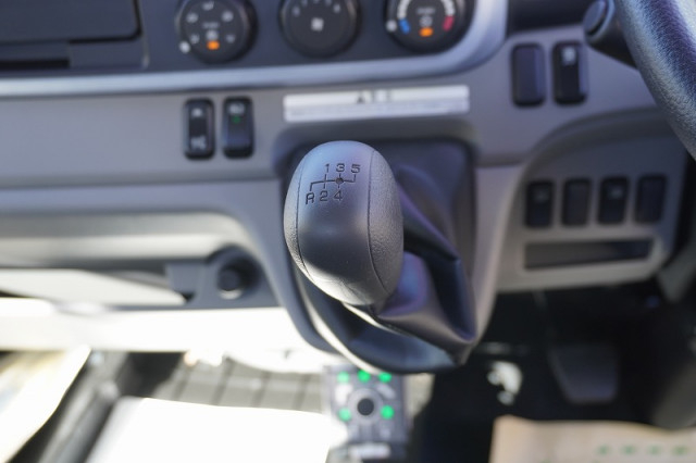 三菱ふそう キャンター 小型 クレーン付き 2PG-FEB80(96658) 32枚目