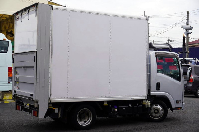 Isuzu elf Small Aluminium box body 2RG-NMR88AN(96659) 8枚目