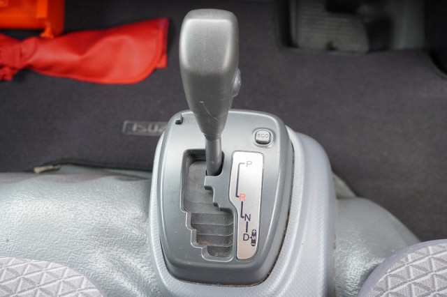 Isuzu elf Small Aluminium box body 2RG-NMR88AN(96659) 35枚目