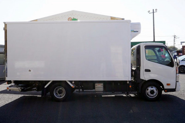 Hino dutro Small Freezer box_body 2RG-XZU712M(96660) 5枚目