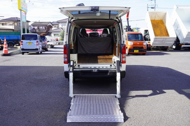 Toyota Small Light van CBF-TRH200V(96661) 15枚目