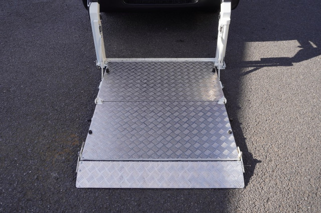 Toyota Small Light van CBF-TRH200V(96661) 19枚目