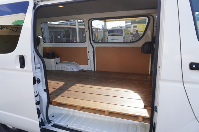 Toyota Small Light van CBF-TRH200V(96661) 28枚目