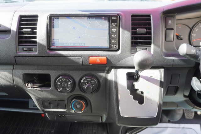 Toyota Small Light van CBF-TRH200V(96661) 33枚目