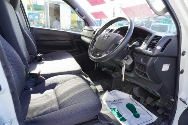 Toyota Small Light van CBF-TRH200V(96661) 40枚目